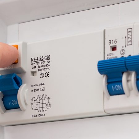 Kaçak Akım Rölesi